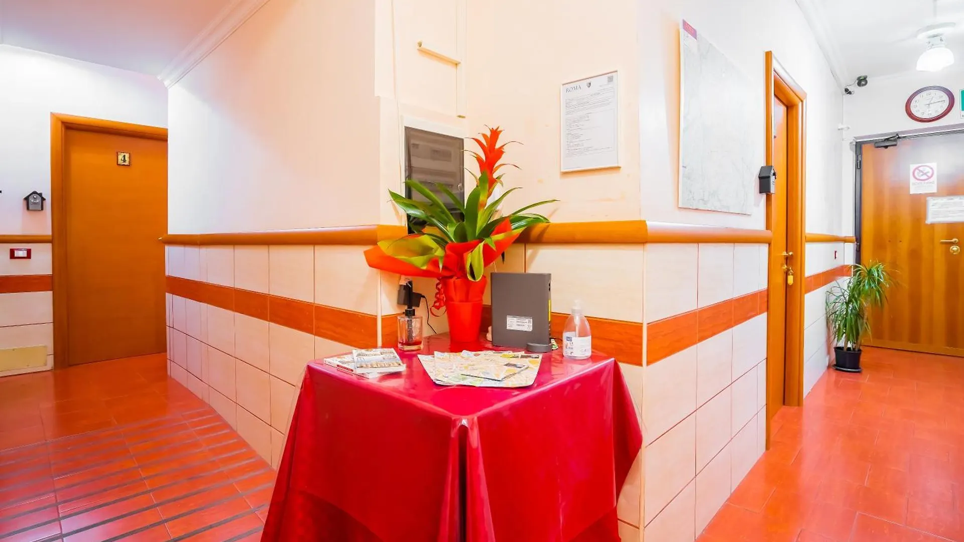 Booking Inn Roma Pensión
